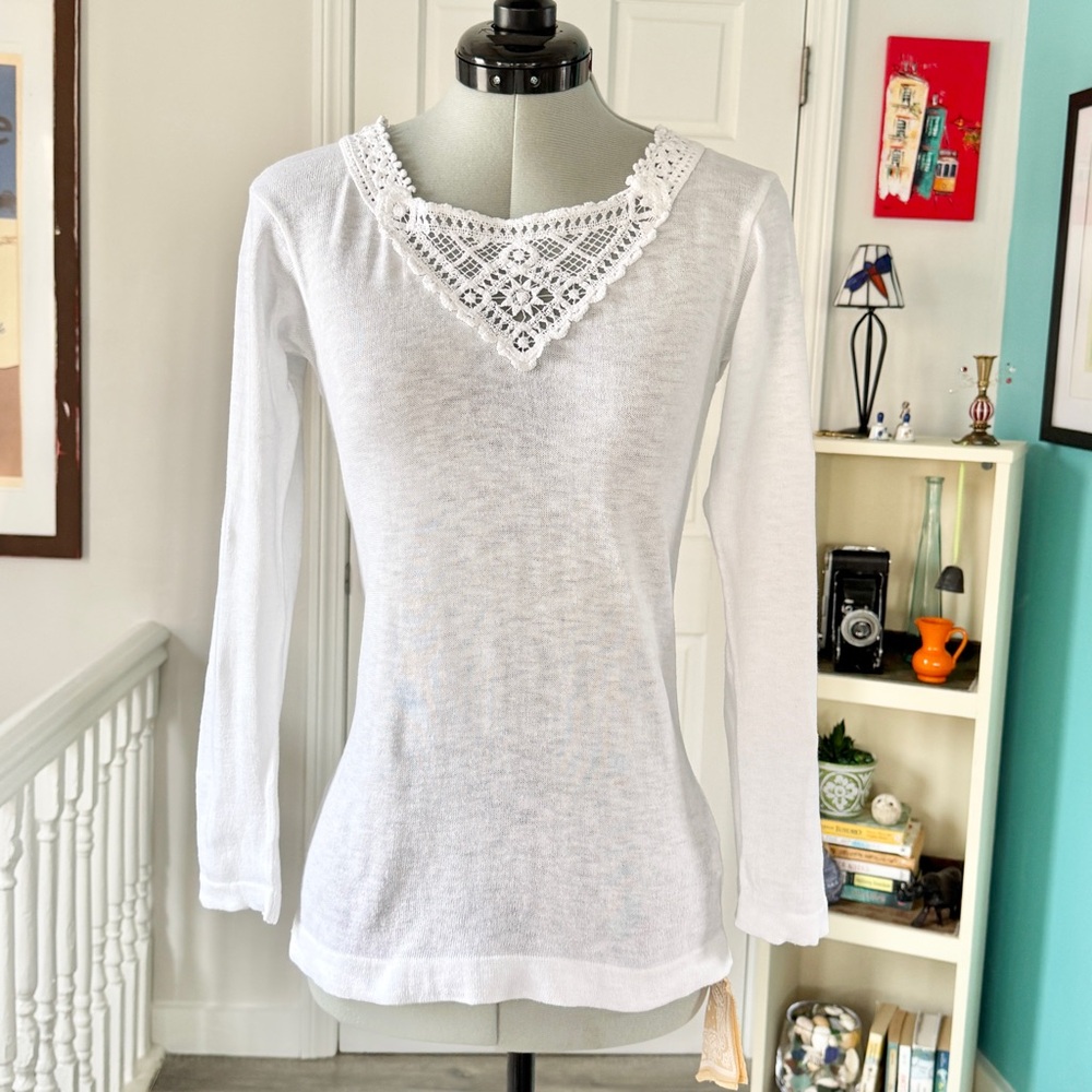 45R Ai Indigo White Fitted Long Sleeve Knit Top with Crochet Detail (size S/1)